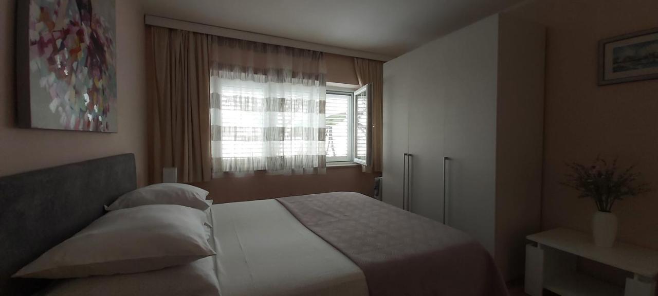 Mara Apartment